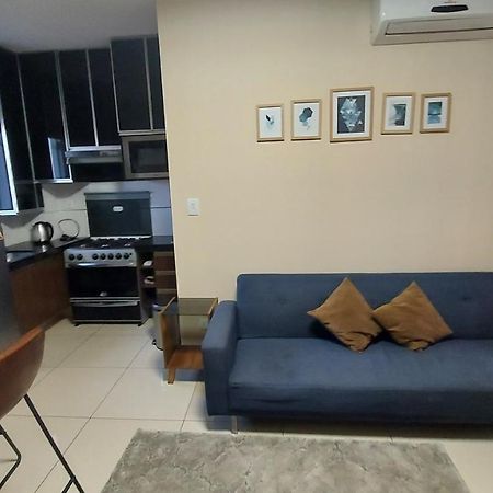 Hermoso Y Unico Apartamento Moderno, En Pleno Centro De Santa Cruz, Con Netflix Wi-Fi De 60 Mb, Estacionamiento Gratis Y Ac En Todos Los Ambientes 圣克鲁斯 外观 照片